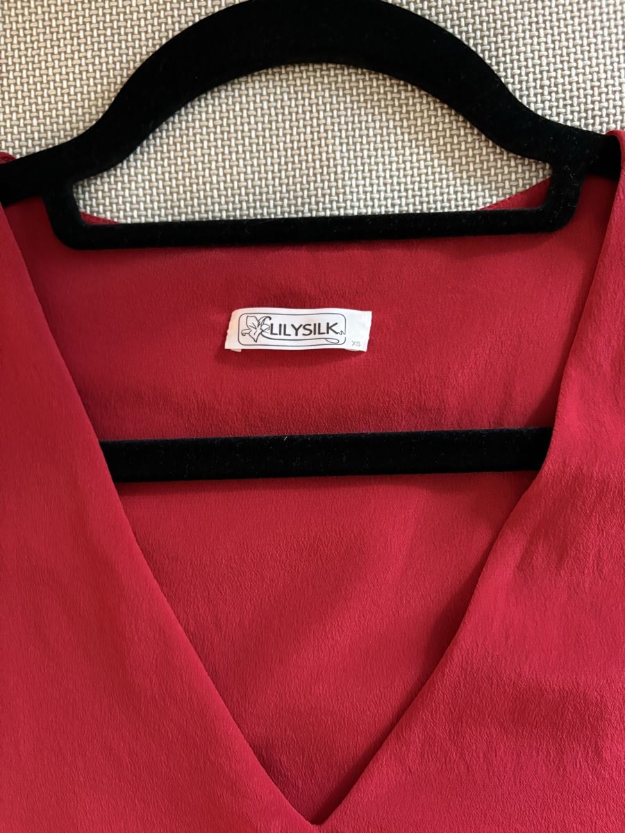 Top: LILYSILK red top. XS – Nuovo (secondo la descrizione) da Zürich venduto da zba_7pzv 1