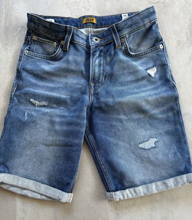 Short en jean garçon Jack&Jones, 13 ans, parfait pour l'été