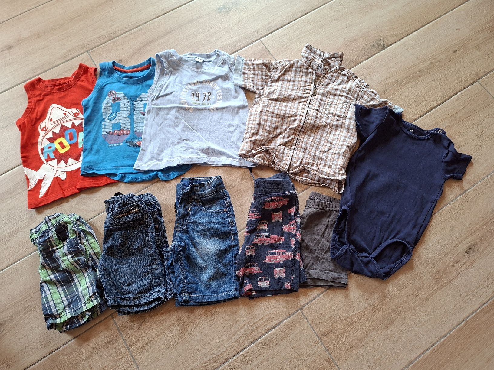 Kleiderpakete & -sets: Kleiderpaket Junge Gr.92 – Gebraucht aus Schüpfheim von lin_p7wr 1
