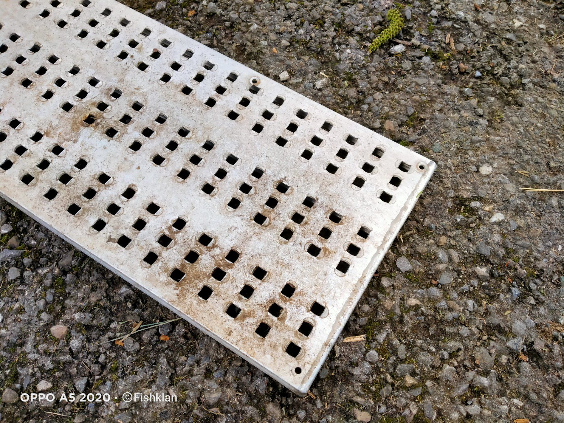 Tutti i ricambio: Aluminium Tritt Steg Dachgalerie sehr stabil massiv – Usato da Küssnacht am Rigi venduto da WorthPoint 2
