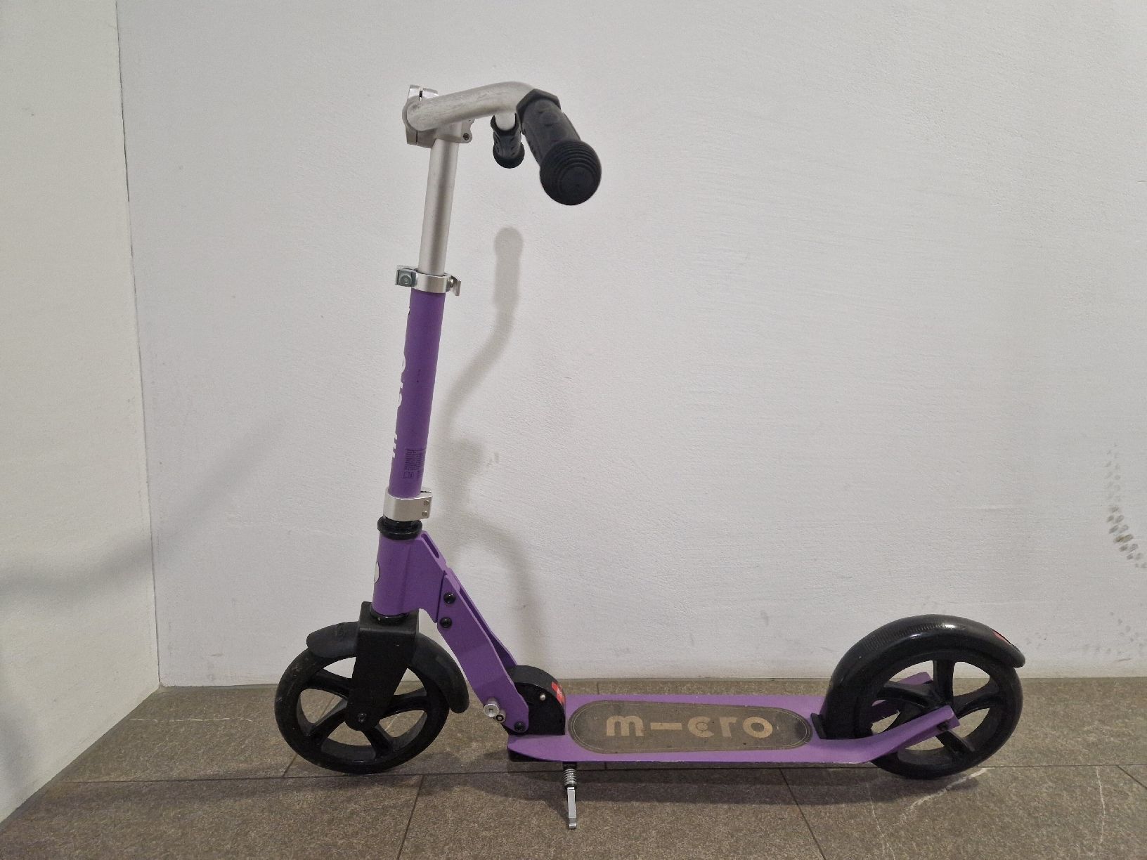 Micro Kickboard: Micro Kickboard violett – Gebraucht aus Küssnacht am Rigi von Simi0815 1