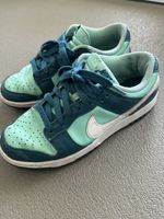 Nike Dunk Low, taille 38.5, turquoise et bleu foncé!