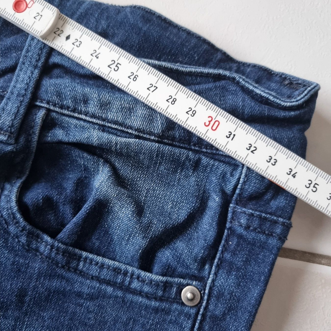 Manor Pantaloni: Tolle Jeans von Manor Gr. 158/164 – Usato da Arth venduto da Africa44 5