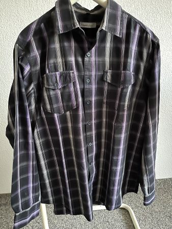 Karohemd Gr. L 41-42, schwarz/lila, 100% BW, 2 Brusttaschen