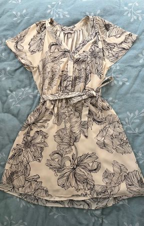Kleid weiss mit Blumenmuster
