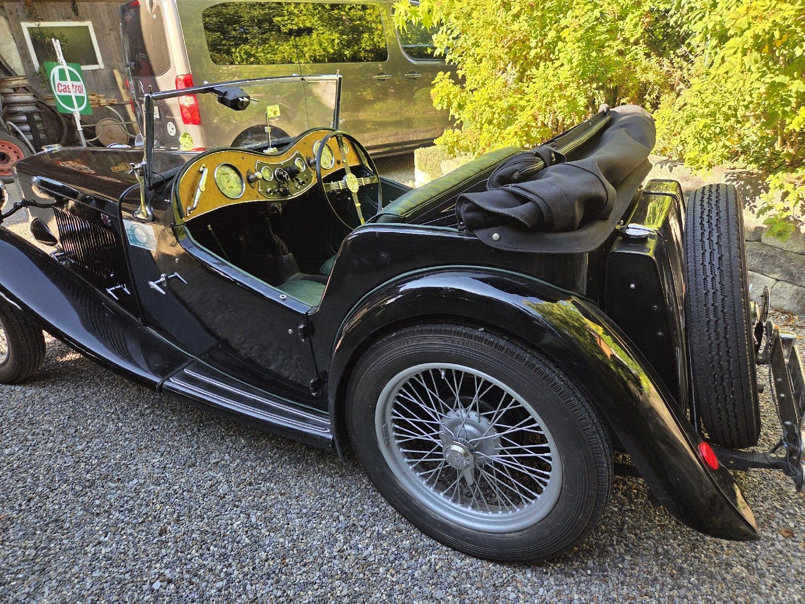 MG Automobili: MG TC Cabrio Oldtimer – Usato da Uesslingen venduto da 1Atelier 2
