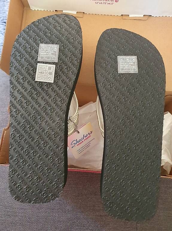Scarpe da donna: Sketchers Yoga Foam – Usato da Zürich venduto da Kadas8 1