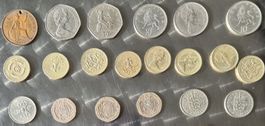45 britische Münzen - (> 300 gramm)