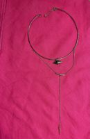 Collana chic e elegante girocollo con pendenti geometrici