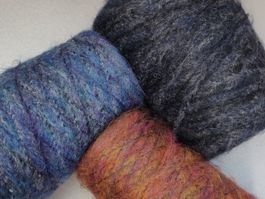Mohair & Wolle von Lineapiu, Art. Dahlia 390g viola azzurro