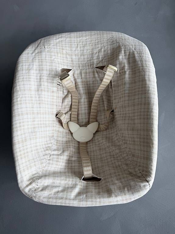 Seggioloni: Stokke Tripp Trapp Newborn-Schale – Usato da Chur venduto da pro_8sgy