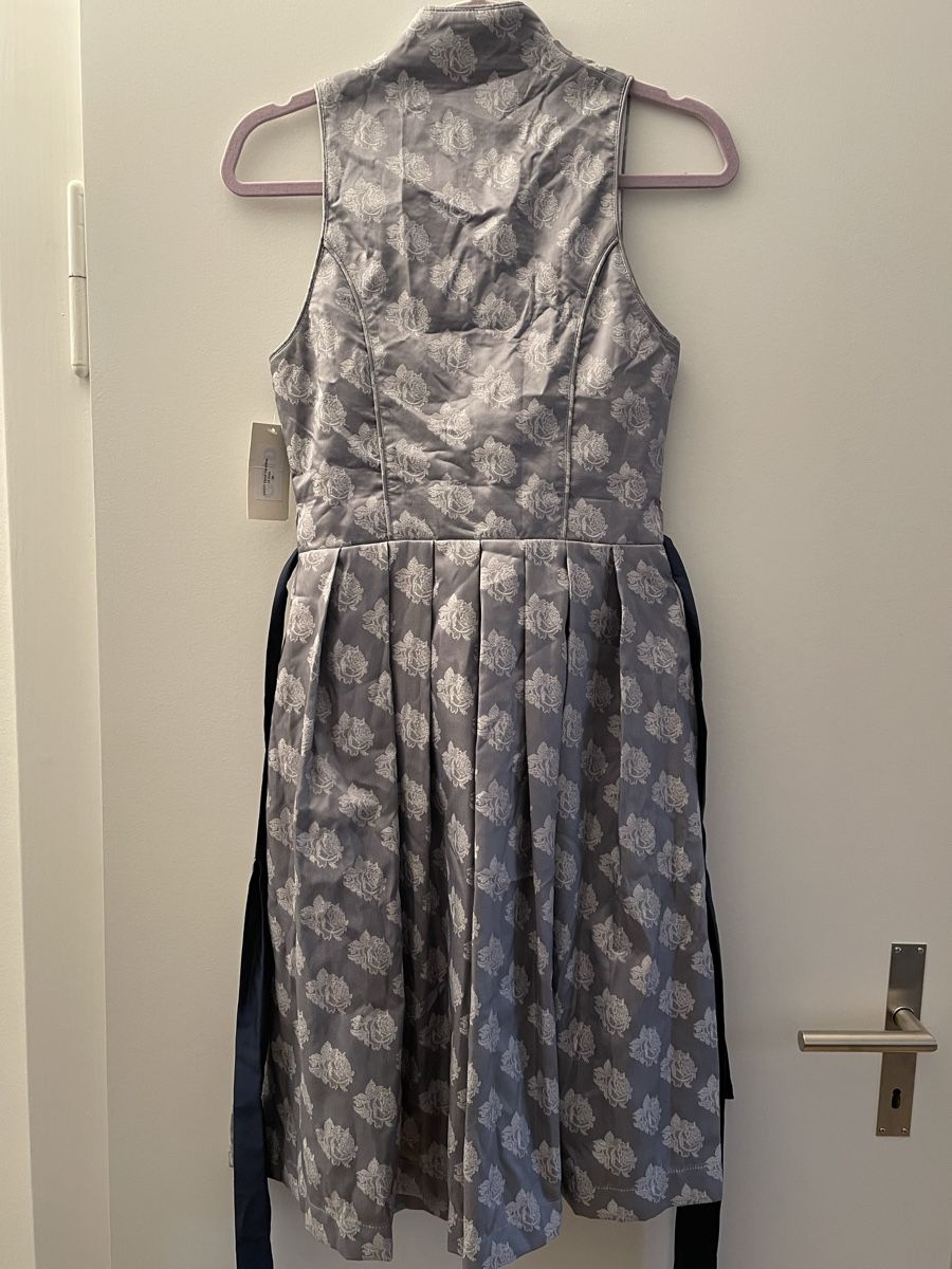 Vestiti: Dirndl – Nuovo (secondo la descrizione) da Basel venduto da may_8kqf 5