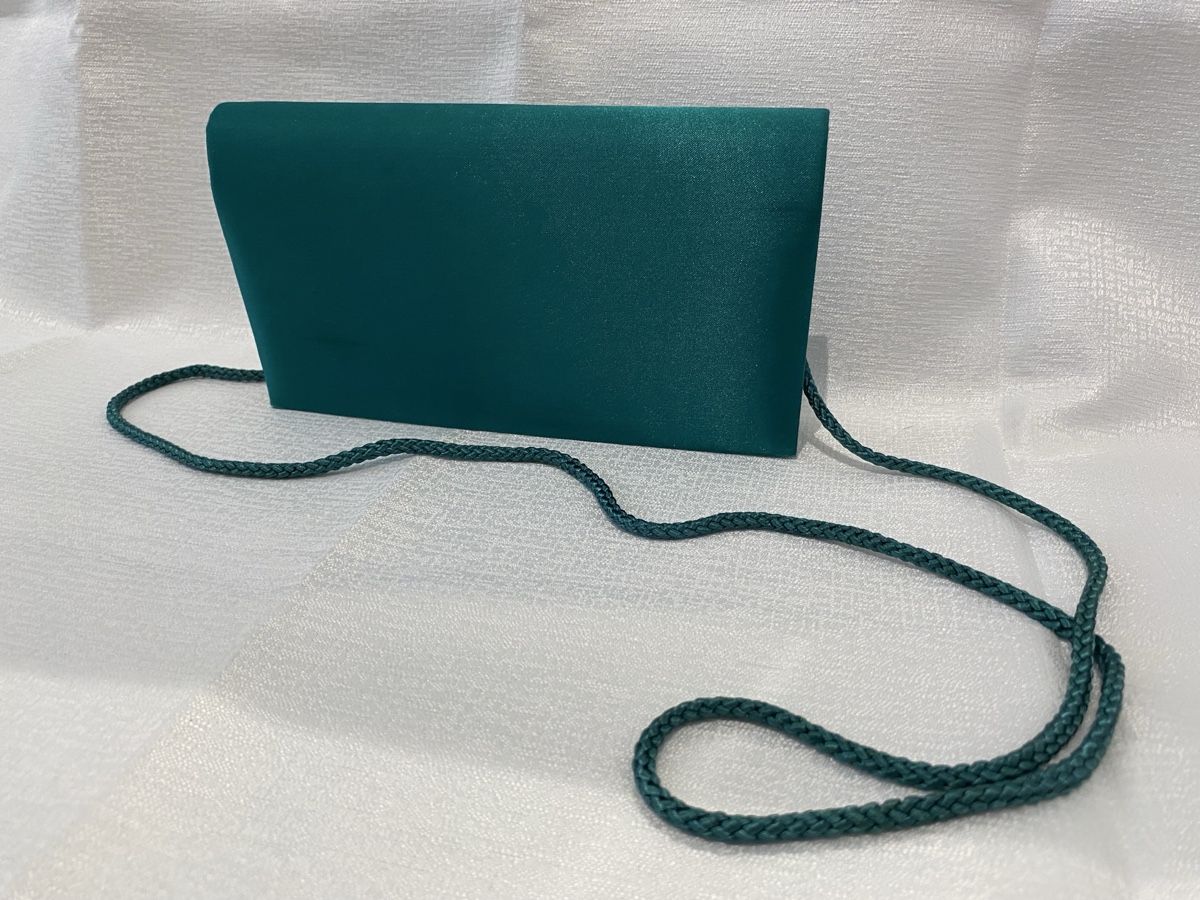 Borse da donna: Tasche smaragdgrün mit Tragebändchen – Usato da Hausen AG venduto da corinne_g