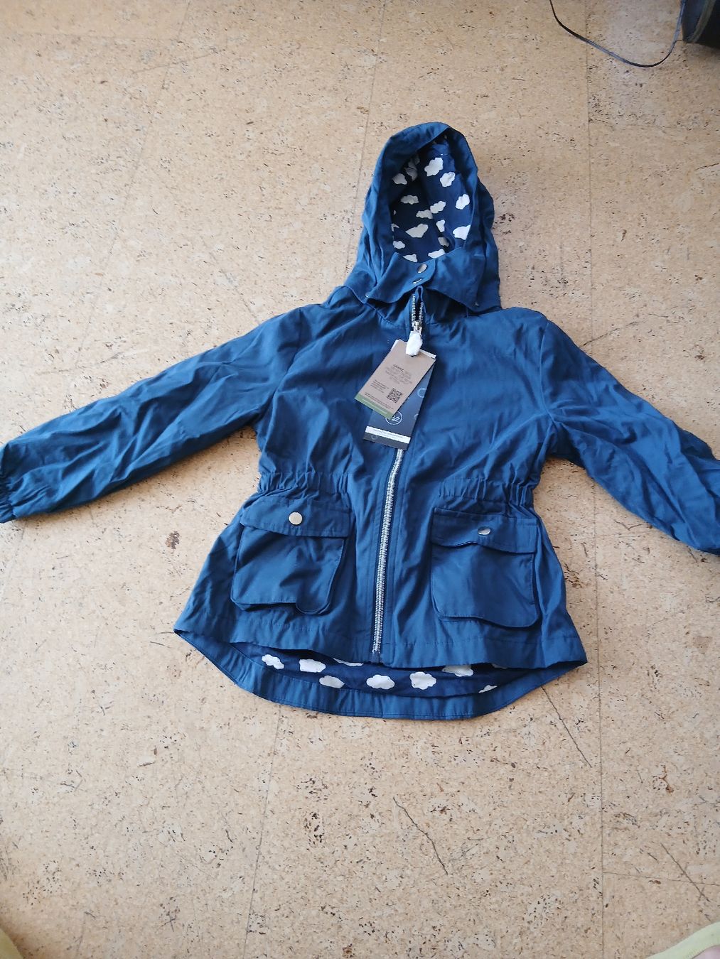 Tchibo Giacche & Cappotti: neue Jacke Kinder 110/116 – Nuovo e nell'imballaggio originale da Aristau venduto da Manufisch0