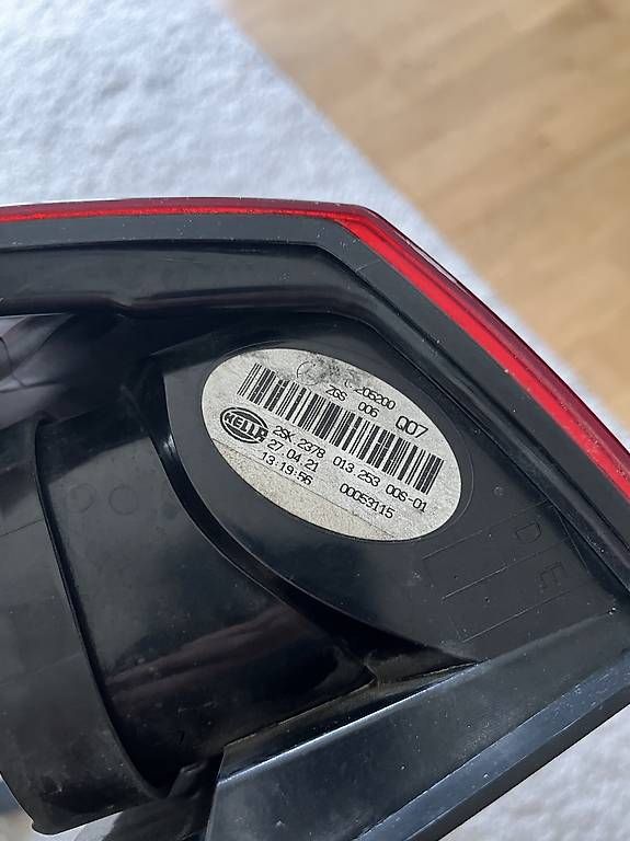 Tutti i ricambio: Mercedes Benz Sprinter 907 Rückleuchte Links – Usato da Emmenbrücke venduto da gel_n5rj 2