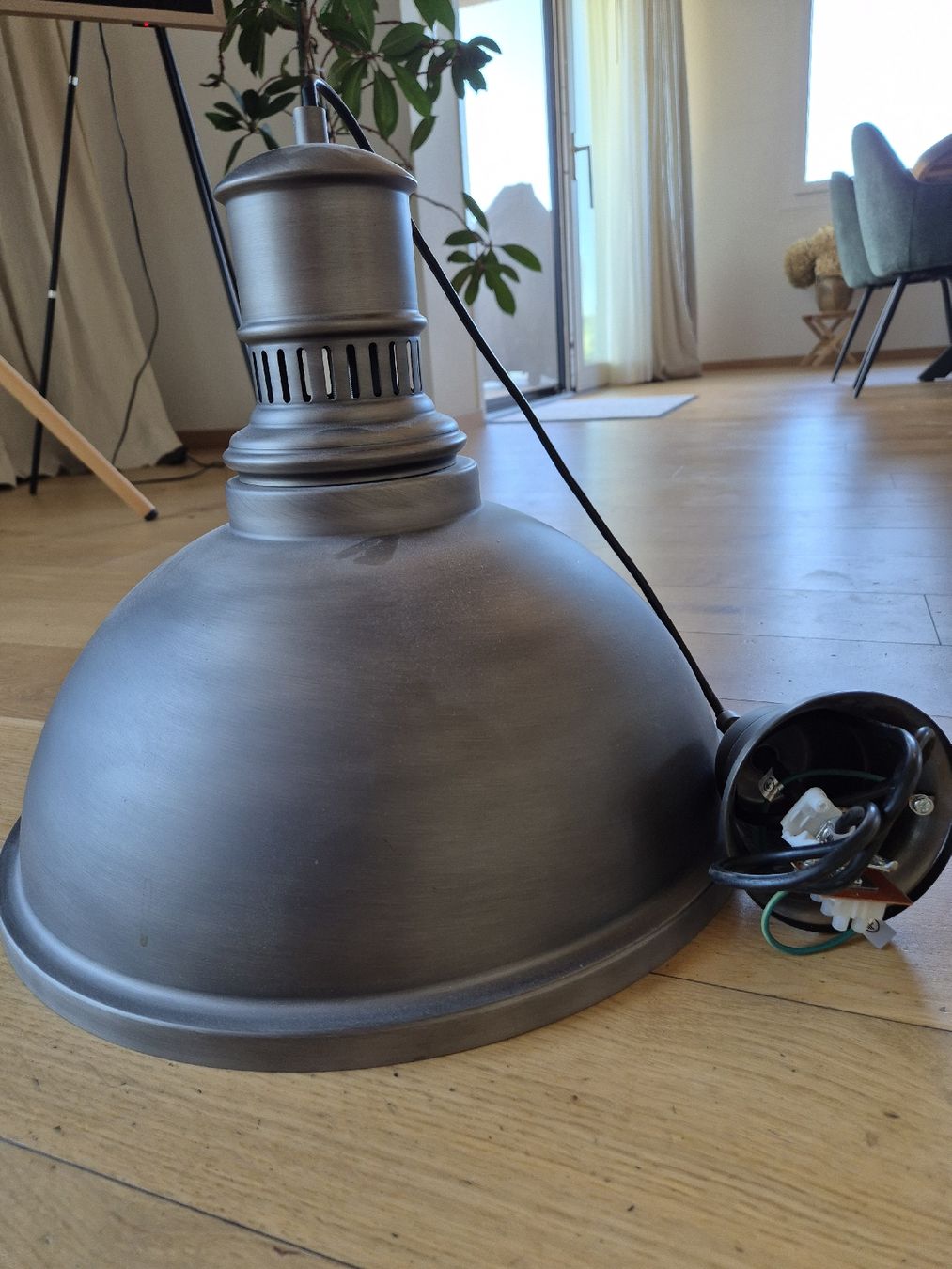 Lampade: Lampe suspension style industriel – Usato da Kriechenwil venduto da Overnaze 1