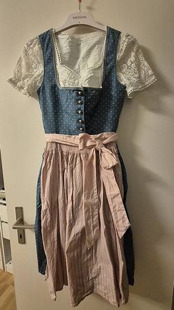 Dirndl Gr. 36 Stockerpoint 2x getragen inkl Zubehör