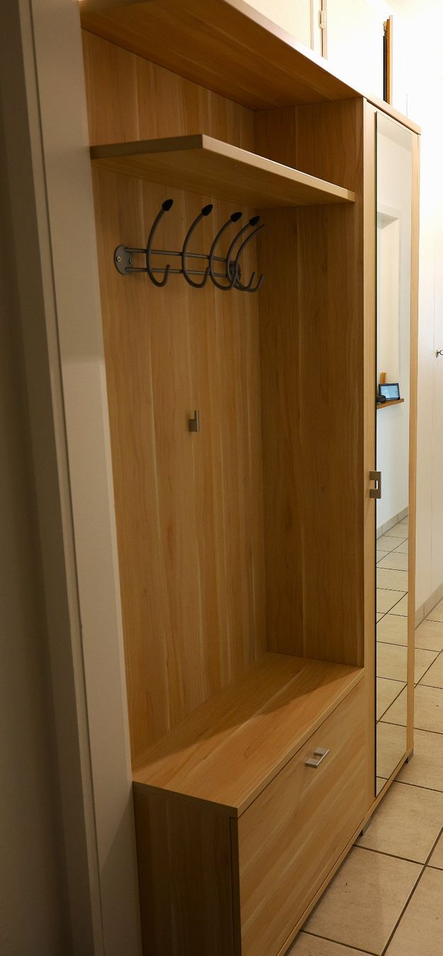 Guardaroba: Garderobe – Usato da Zollikofen venduto da KeAm 4
