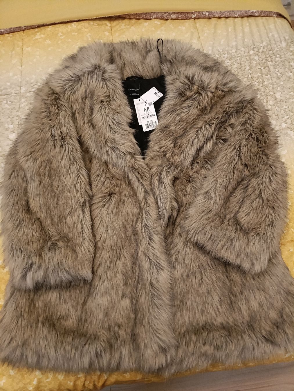 Vestes: jacke Kunstpelz – Neuf (Voir description) à Domat ems par Marika2213 2