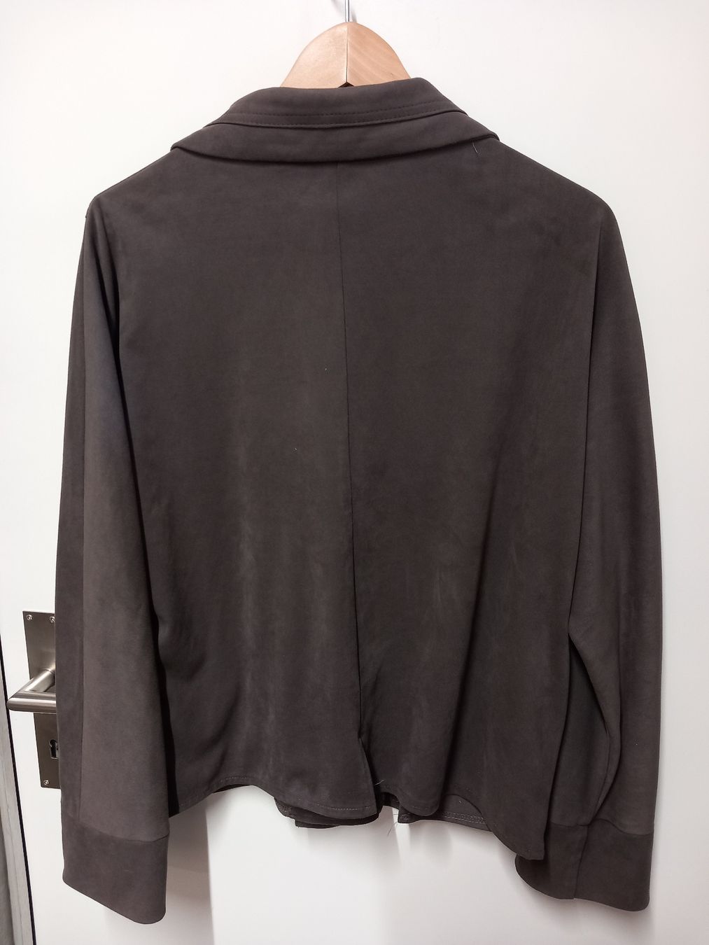 Lotti di vestiti: Niederberger Ensemble/Set Top & Jacke Gr.L – Usato da Gwatt (Thun) venduto da umwelt-brocki 8