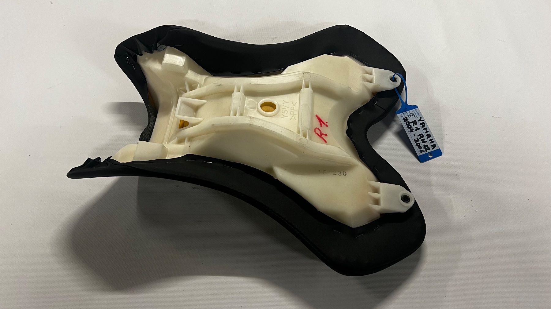 Yamaha Tutti i ricambio per moto: Yamaha R1 Sattel – Usato da Madiswil venduto da mototeile 2