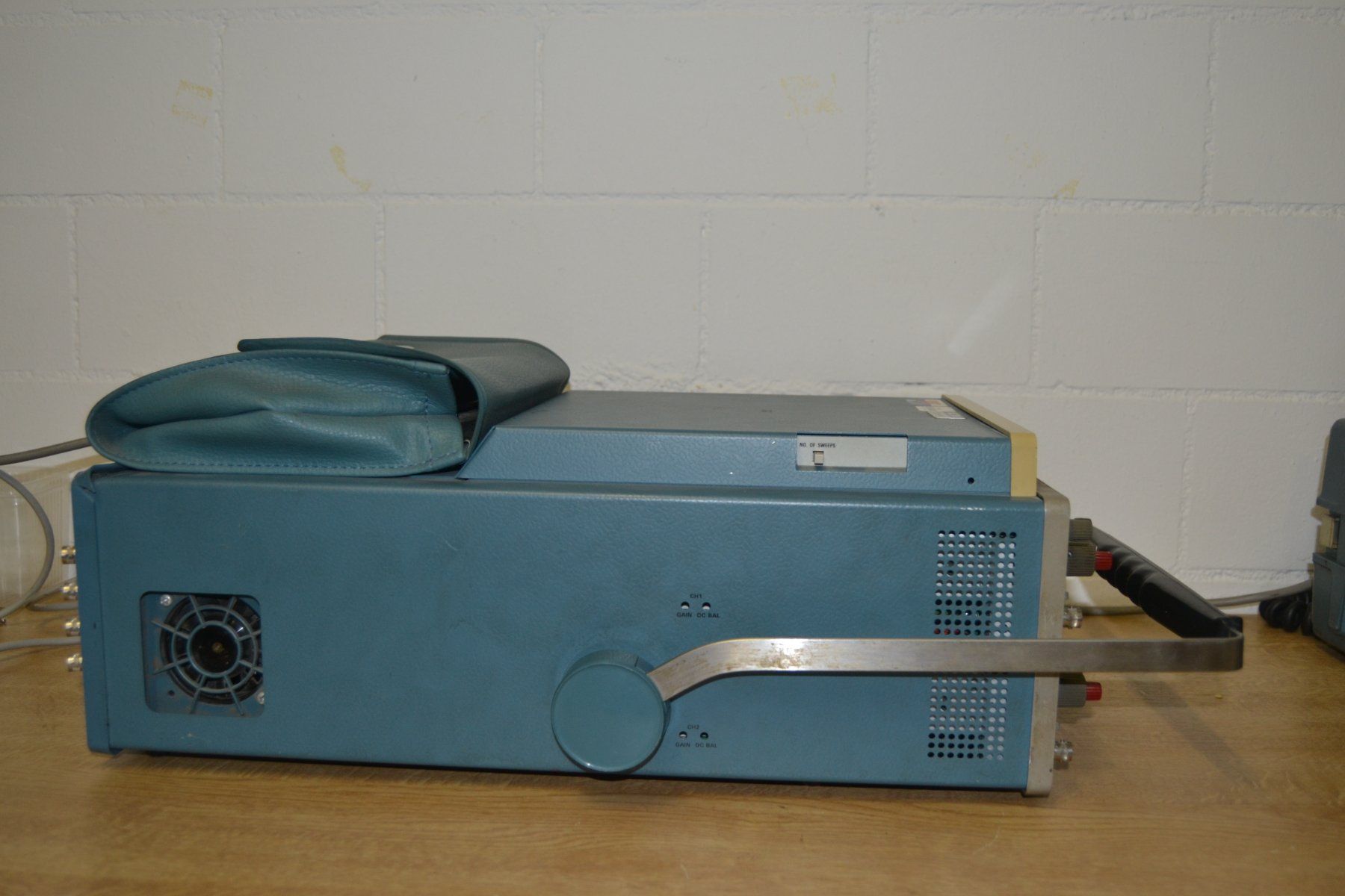 Misurare: Tektronix 468 digital storage / analog scope – Usato da Wil SG venduto da fanofrio 2