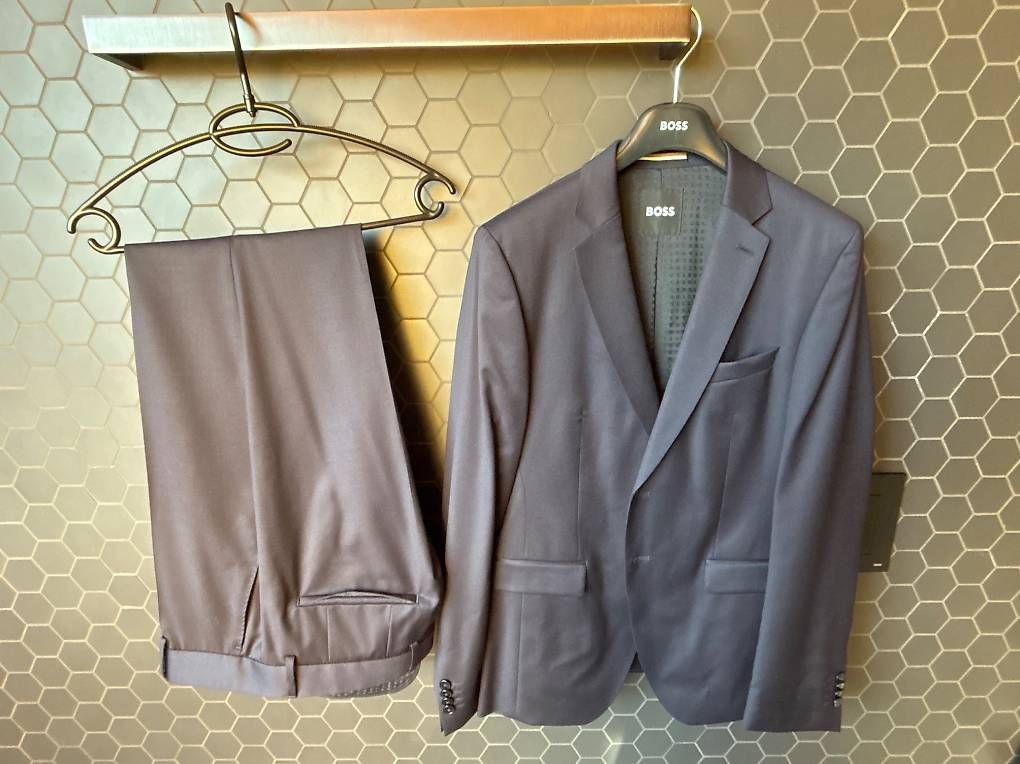 Anzüge: HUGO BOSS ANZUG – Gebraucht aus Stettlen von Sim78one