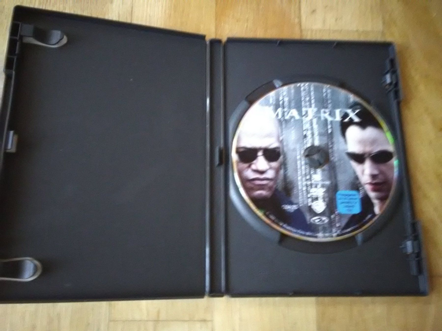 Alle DVDs: Matrix  (Trilogie)     De & Eng.       > 3'DVD's < – Gebraucht aus St.Galllen von elkaphone 2
