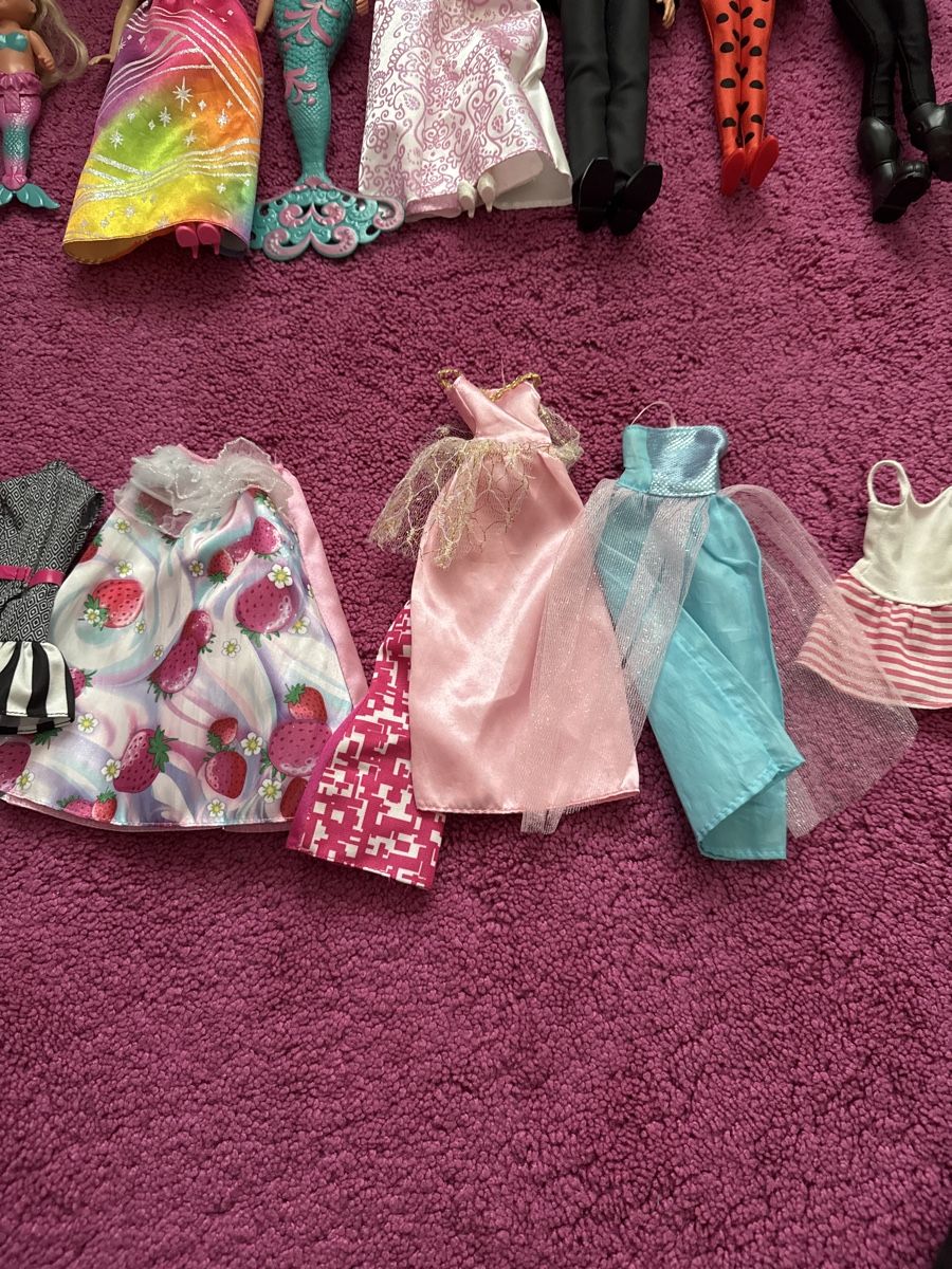Giocattoli: Riessiges Barbiepaket – Usato da Schmerikon venduto da BiancaM03 3