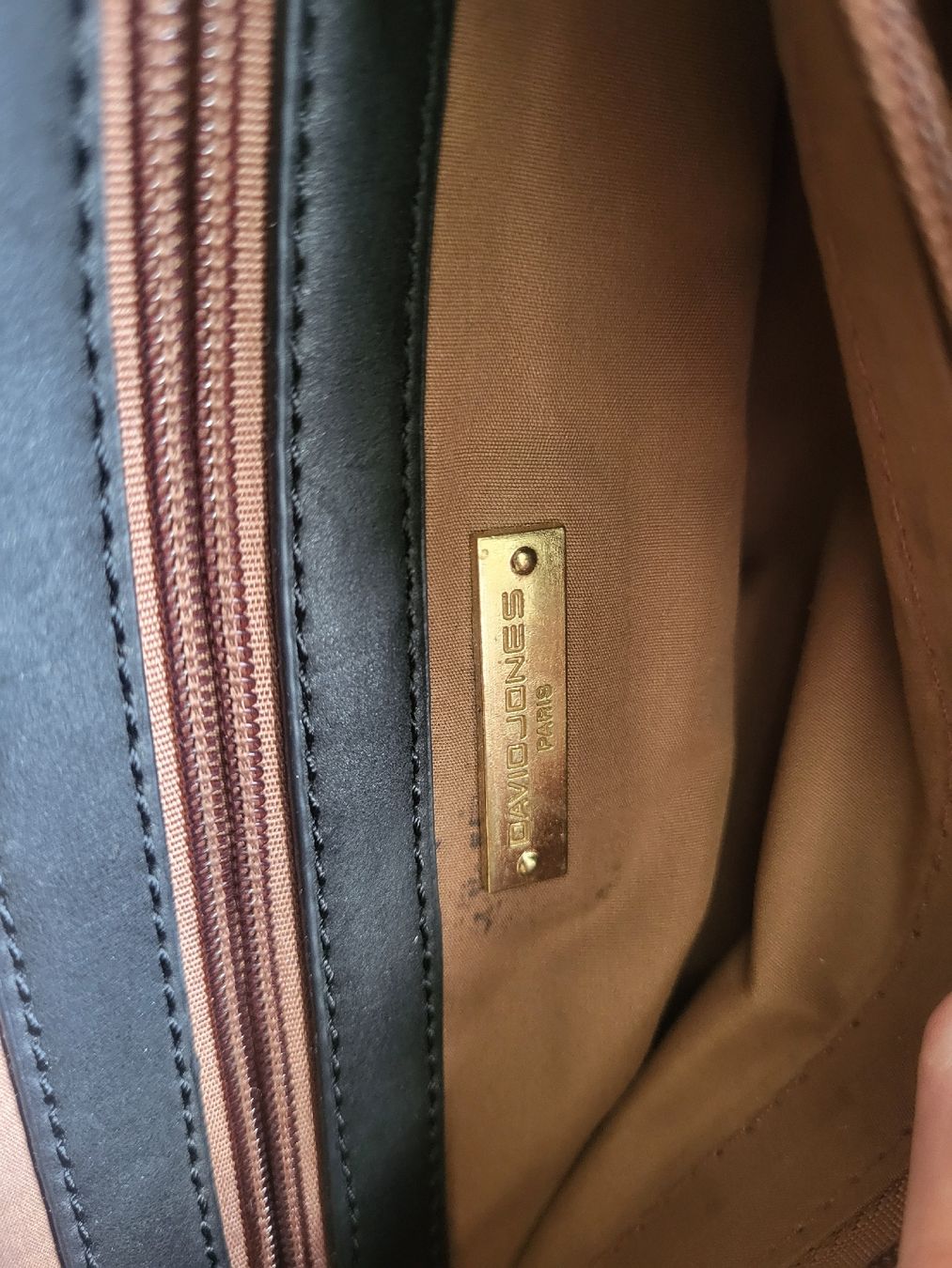 Taschen für Damen: Schwarze Handtasche mit Stil, Sommer-Accessoire – Gebraucht aus Dübendorf von rol_fm6d 6