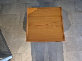 Holz-Rollcontainer. Material Buche.