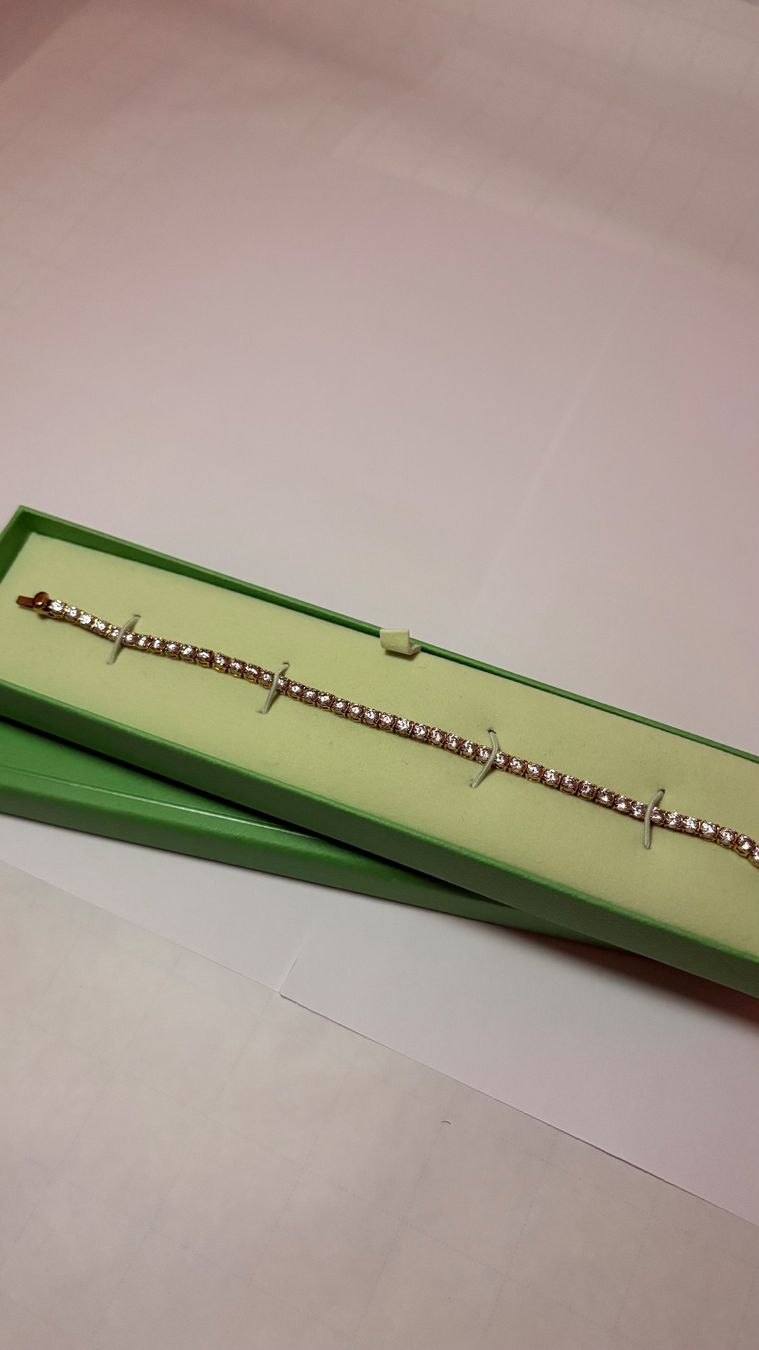 SWAROVSKI MATRIX TENNIS ARMBAND 18K GOLD (Gebraucht) in Basel für CHF ...