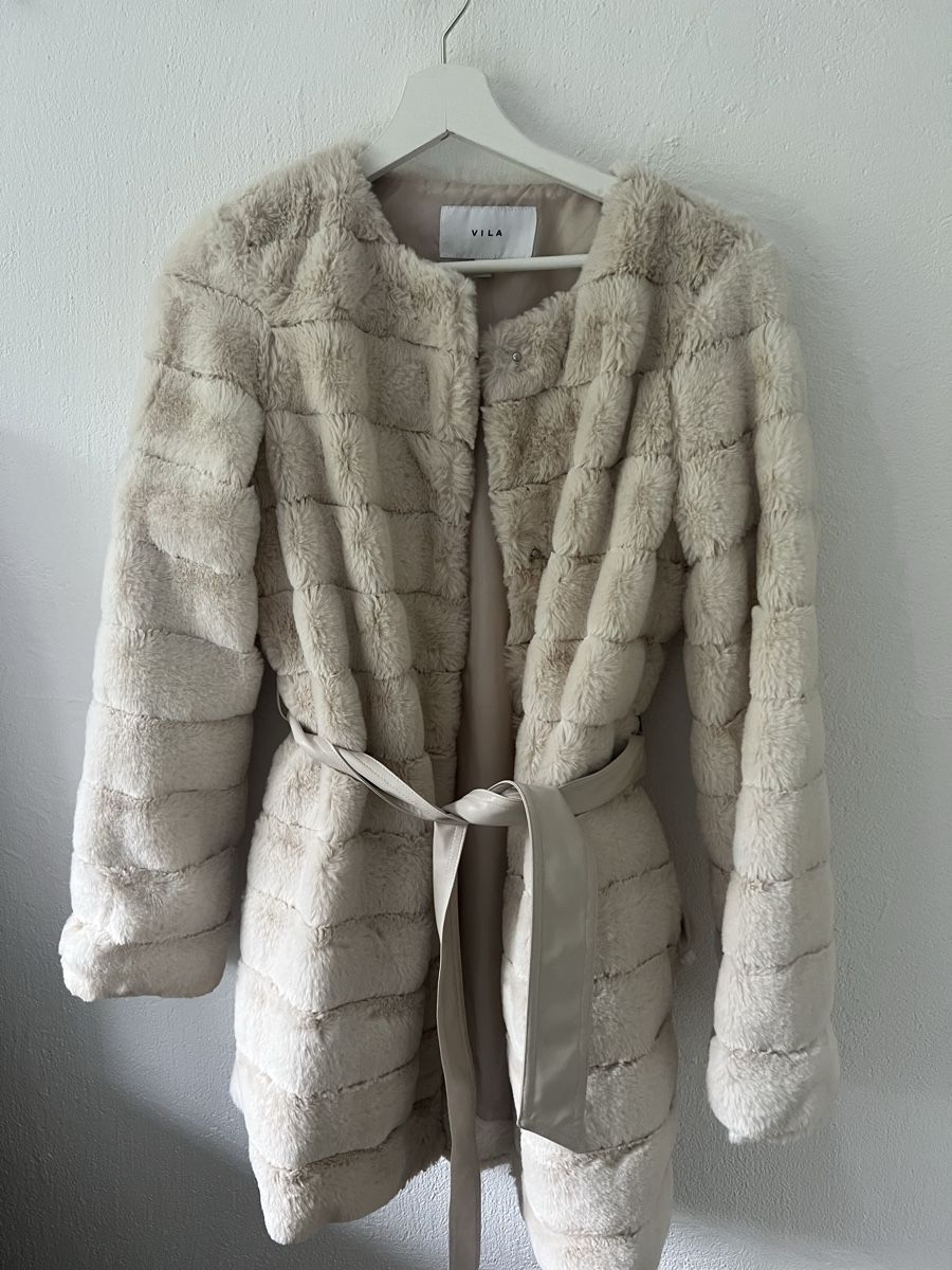 Giacche: Kuscheljacke beige Villa / NEU – Nuovo (secondo la descrizione) da Mädris-Vermol venduto da G.Sarina 1