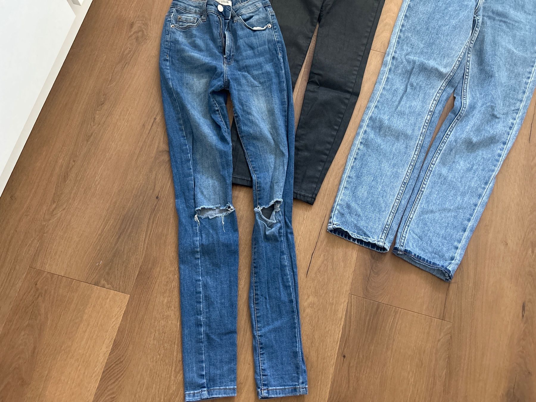 Jeans: 3 Jeans / Kleiderpaket Gr 34 – Usato da Regensdorf venduto da Spyke55 1