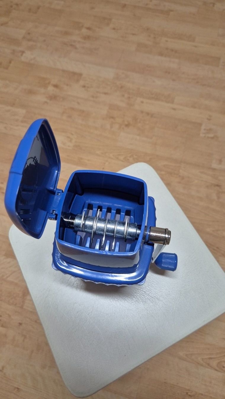 Appareils de cuisine: Eis Crusher, Eis Zerkleinerer, blau – D'occasion à Kilchberg ZH par logn 3