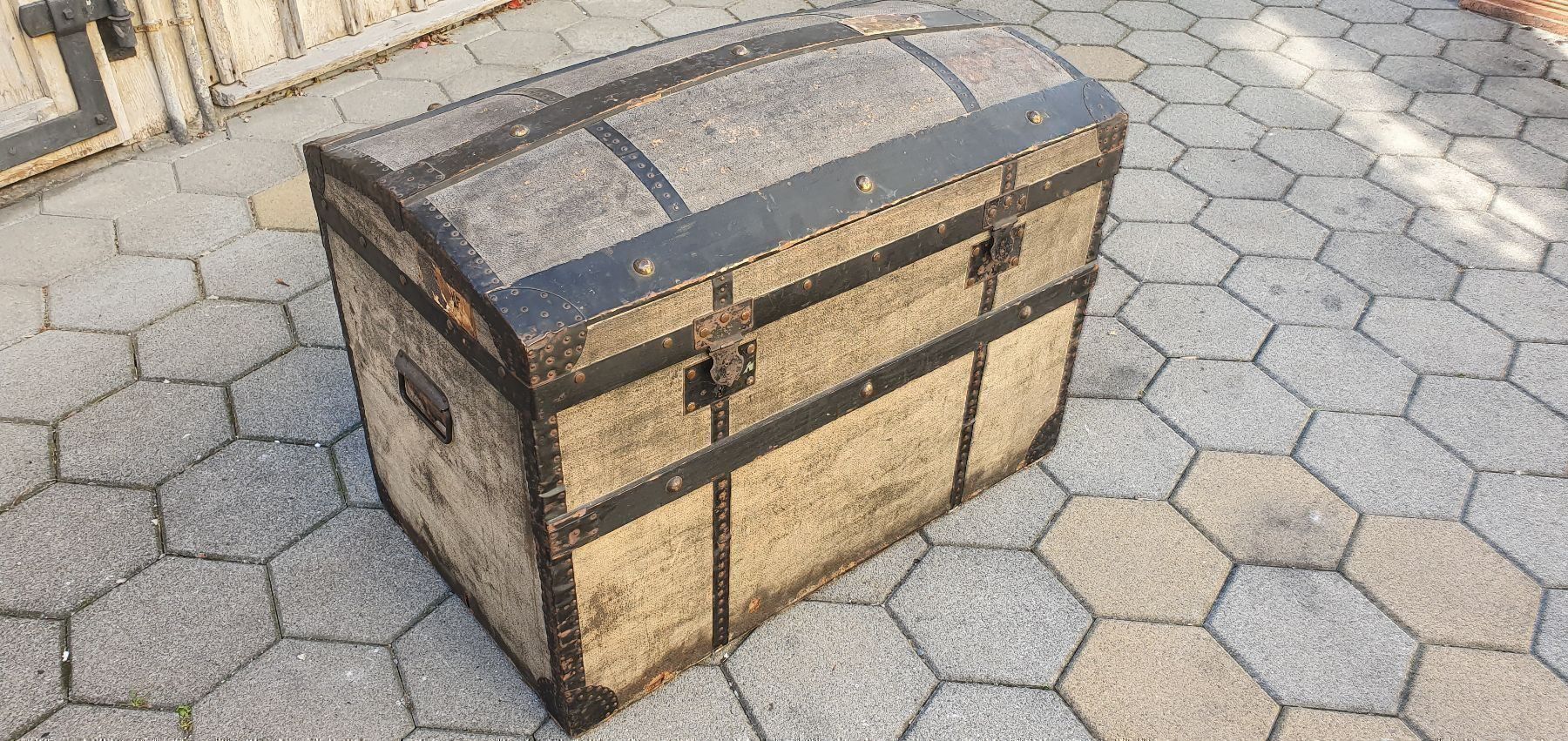 Valigie: Antiker Reisekoffer – Usato da Flawil venduto da Naphtali