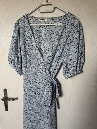 Kleid 38