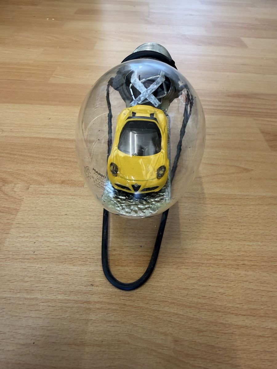 Toutes les décorations: Glühlampe mit Auto – D'occasion à Grenchen par Bastet007 1