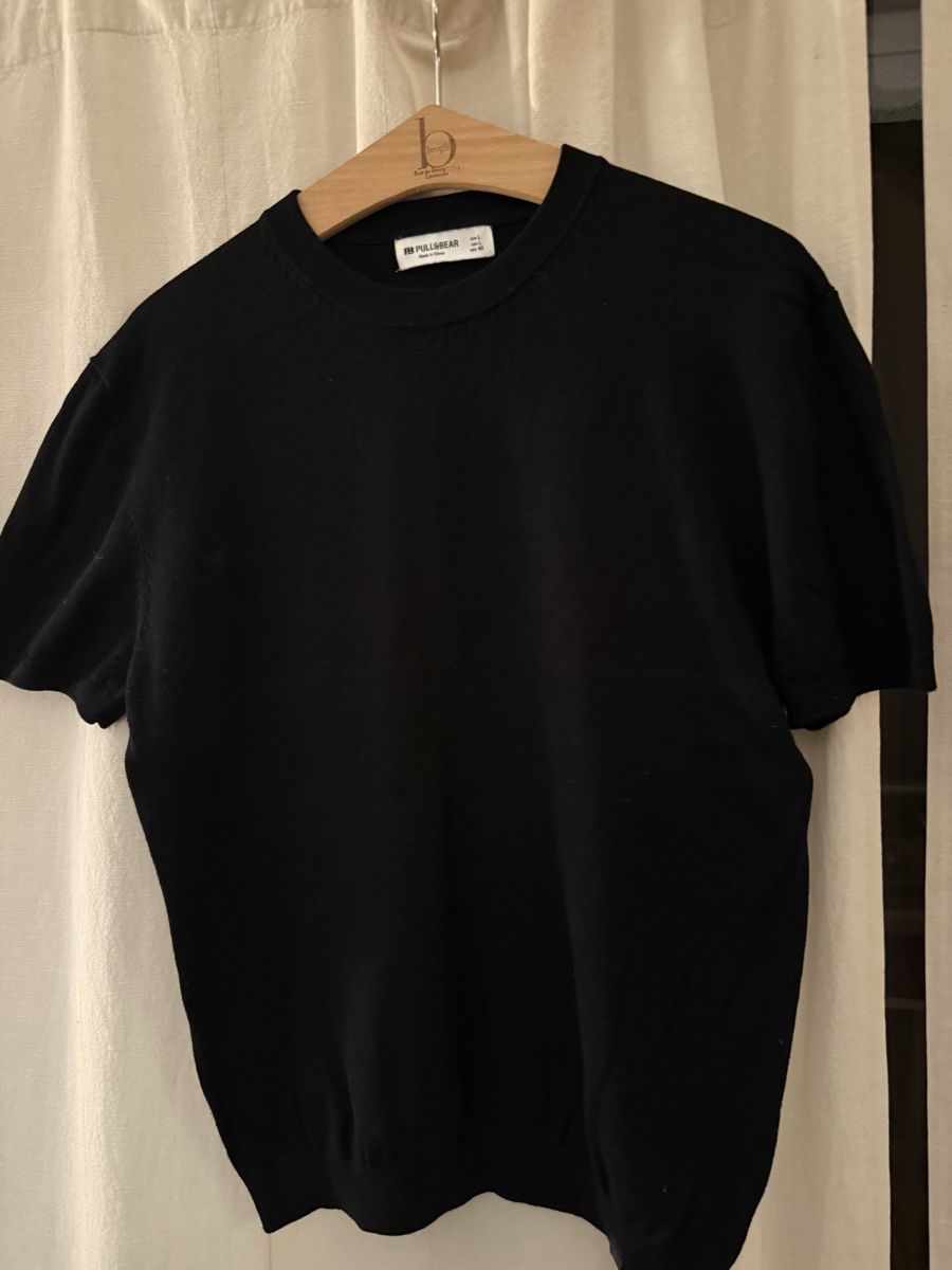 Pull&Bear T-shirts: Tshirt Pull & Bear taille L – D'occasion à Ecublens VD par charliecinquillo