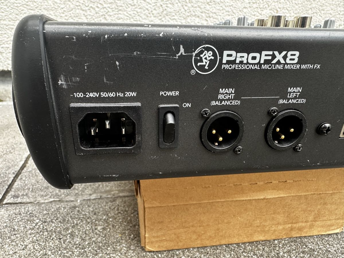 Mackie Console di mixaggio: Mackie ProFX8 Audio Mixer – Usato da Zürich venduto da deftwow 2