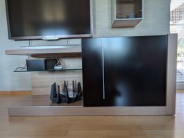TV Möbel mit Bar (ohne Inhalt)