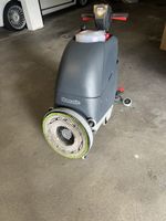 Numatic TBL Scheuersaugmaschine