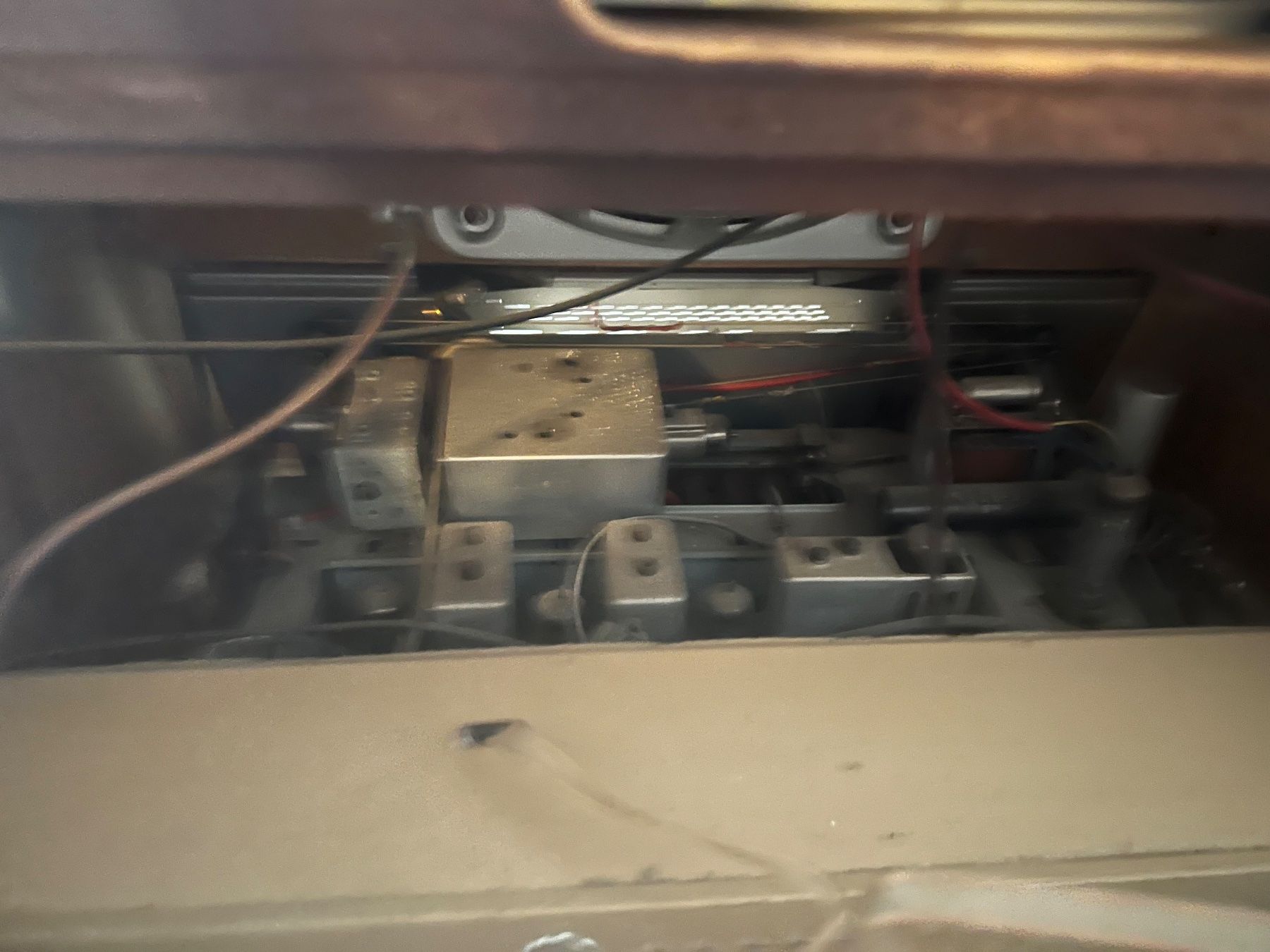 Radio: Radio mit Platten Spieler – Usato da Rüti ZH venduto da Bello70 5