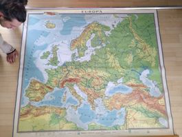 Rollkarte Europa topografisch