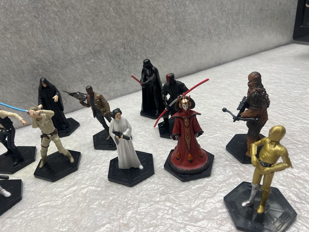Star Wars Statuette: Star Wars Figuren Set, Disney,, – Usato da Rotkreuz venduto da perlengott 3