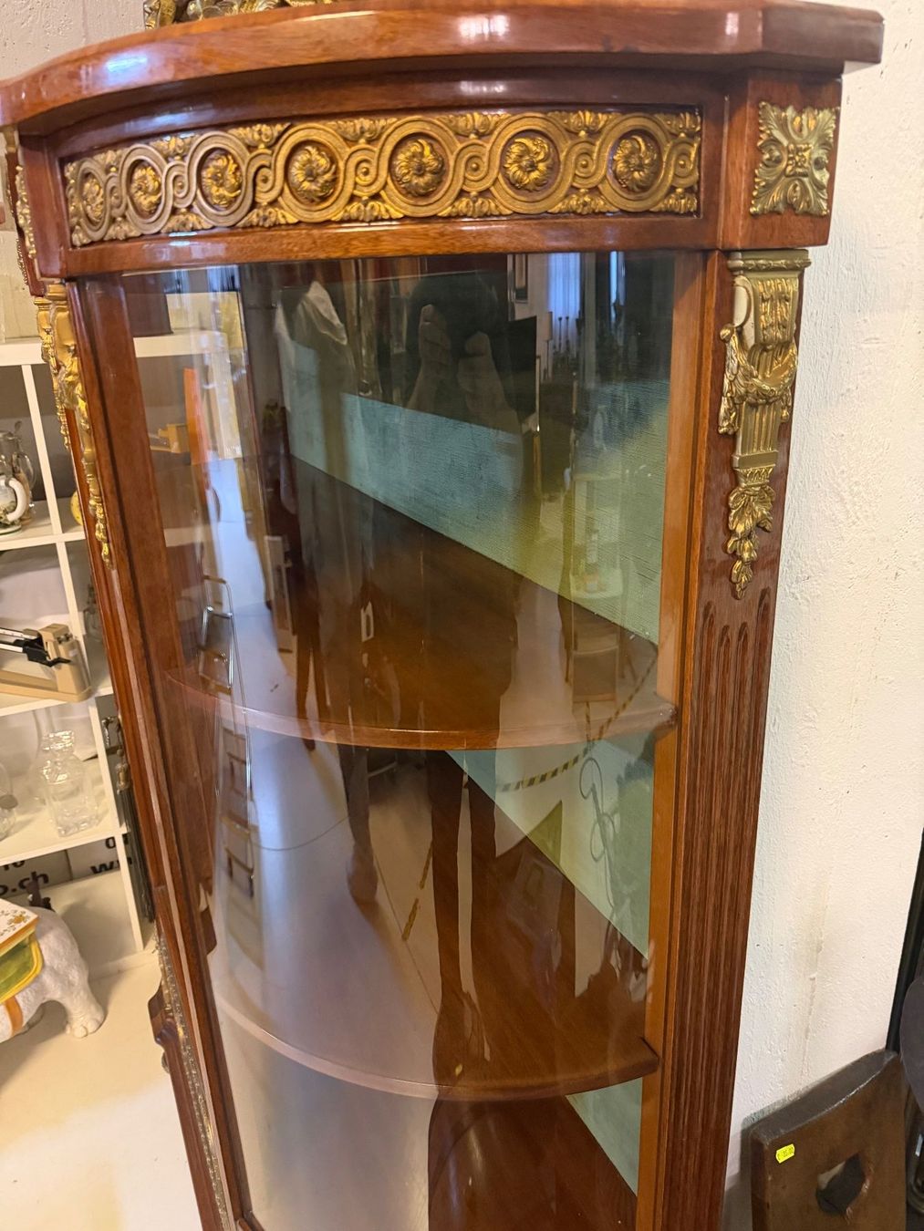 Vetrine: Venezianische Vitrine – Usato da Ebikon venduto da Berku 4