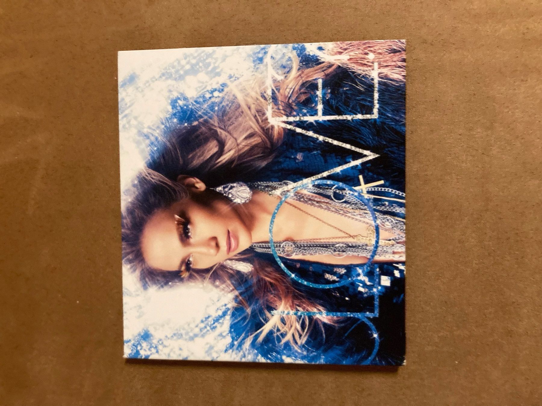 CD: JLOve Album – Usato da Fislisbach venduto da secondhandF