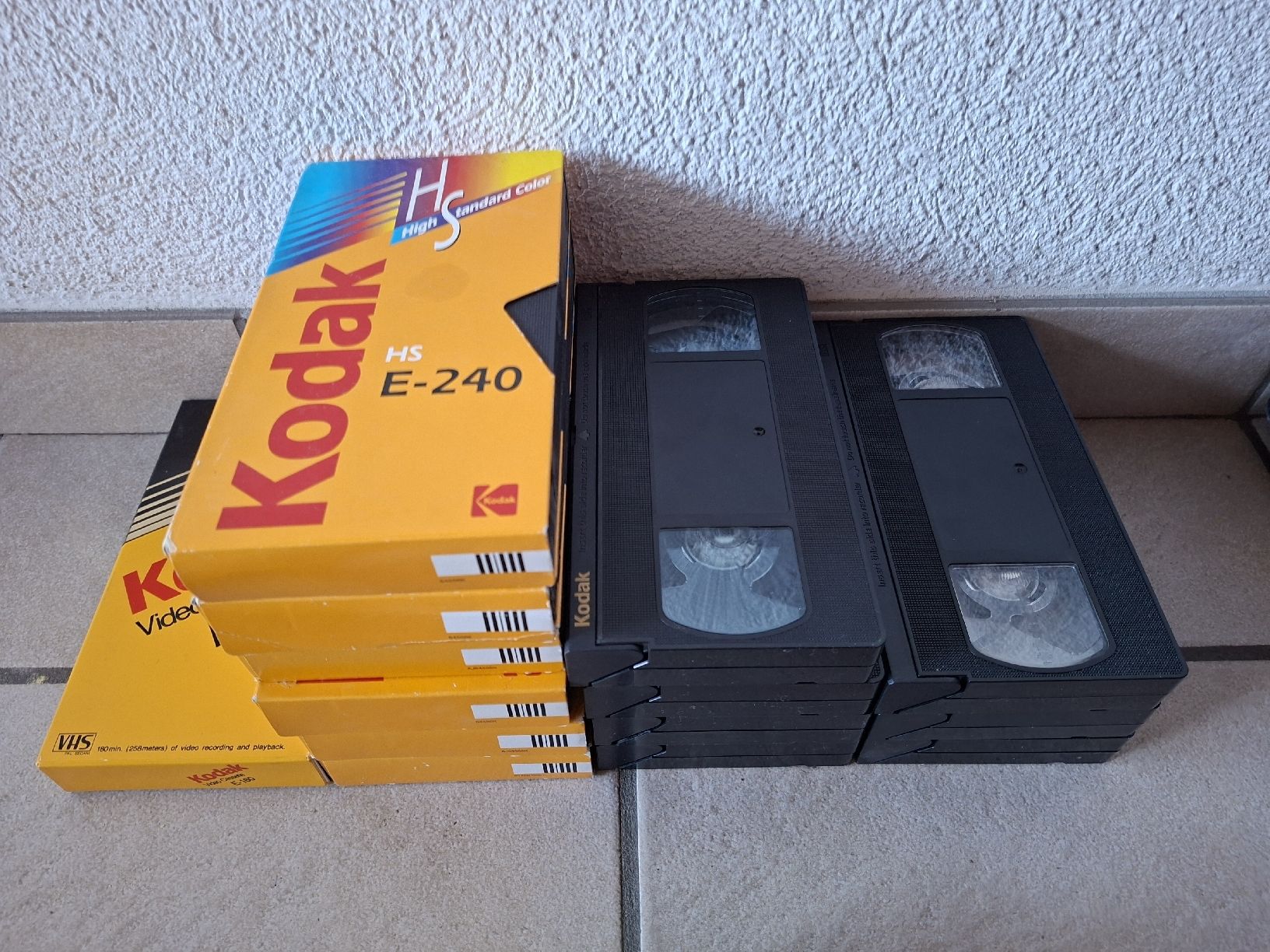Toutes les VHS: Lot de 19 cassettes VHS – D'occasion à Matran par tictacboum 1