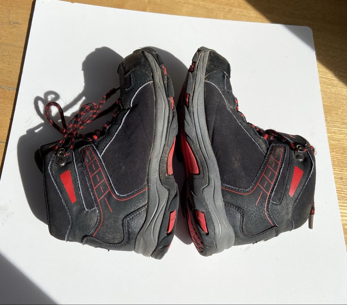 Scarpe per ragazzi: Hazard Softshell Wanderschuhe Schuhe schwarz rot Grösse 33 – Usato da Fislisbach venduto da KolibriSecondhand 4
