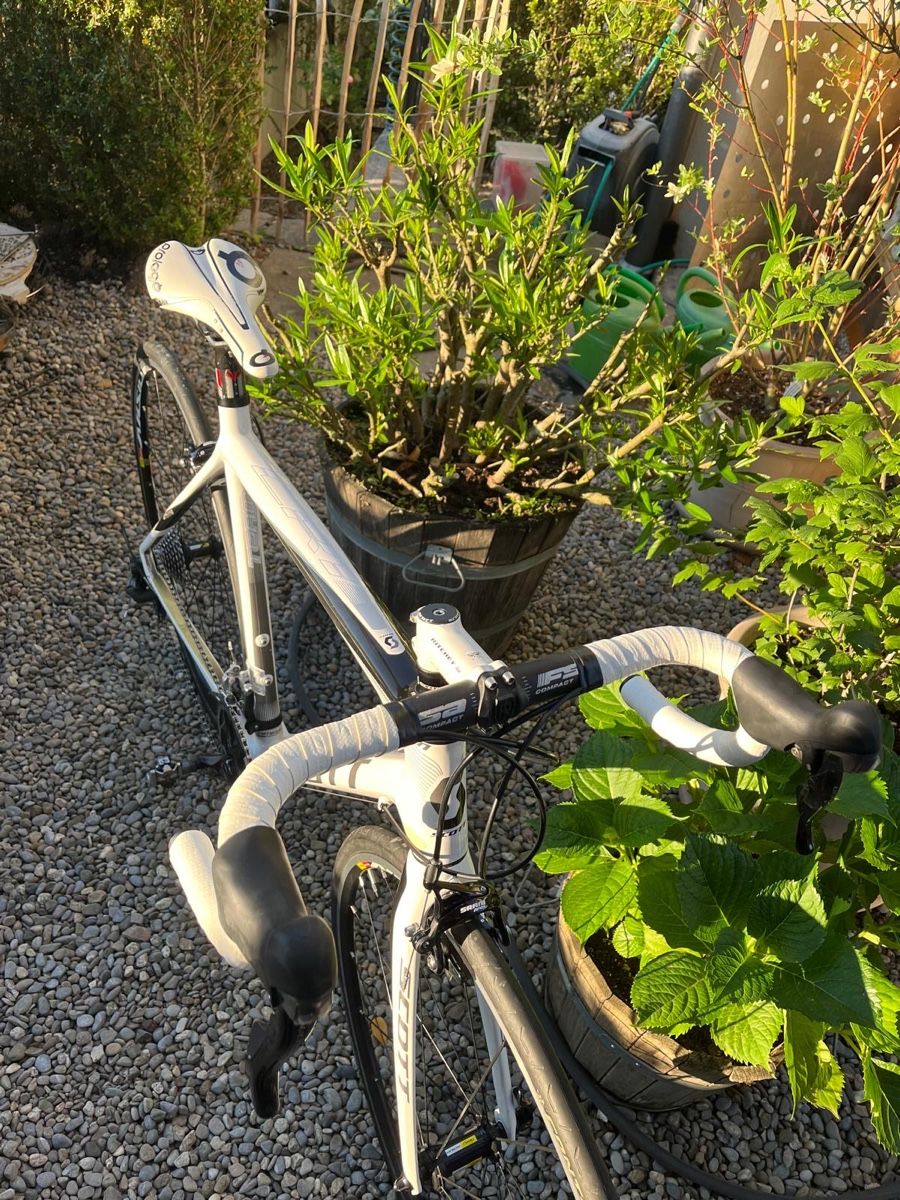 Scott Biciclette: Scott CR1 Team Carbon S – Usato da Bern venduto da luz_wq6x 1